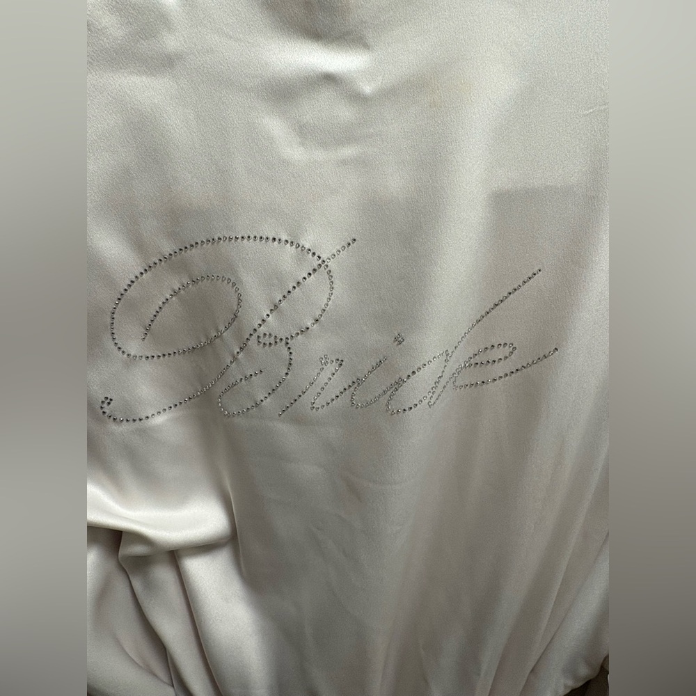 Victoria's Secret Cream Satin Bride robe - Picture 6 of 8
